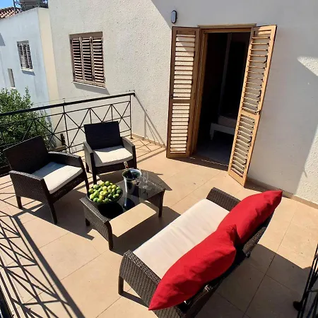 Sea View W Private Pool Only 150m