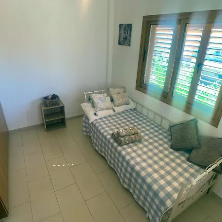 Sea View W Private Pool Only 150m 4*