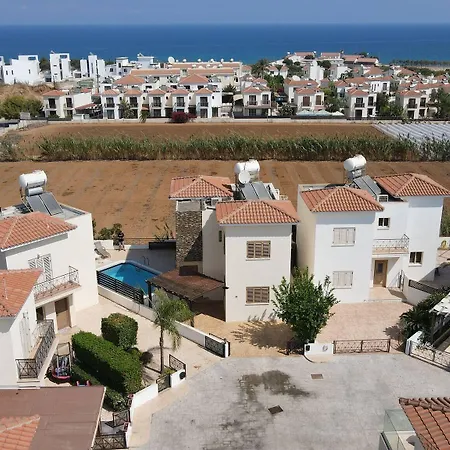 Sea View W Private Pool Only 150m 4* 帕拉利米尼